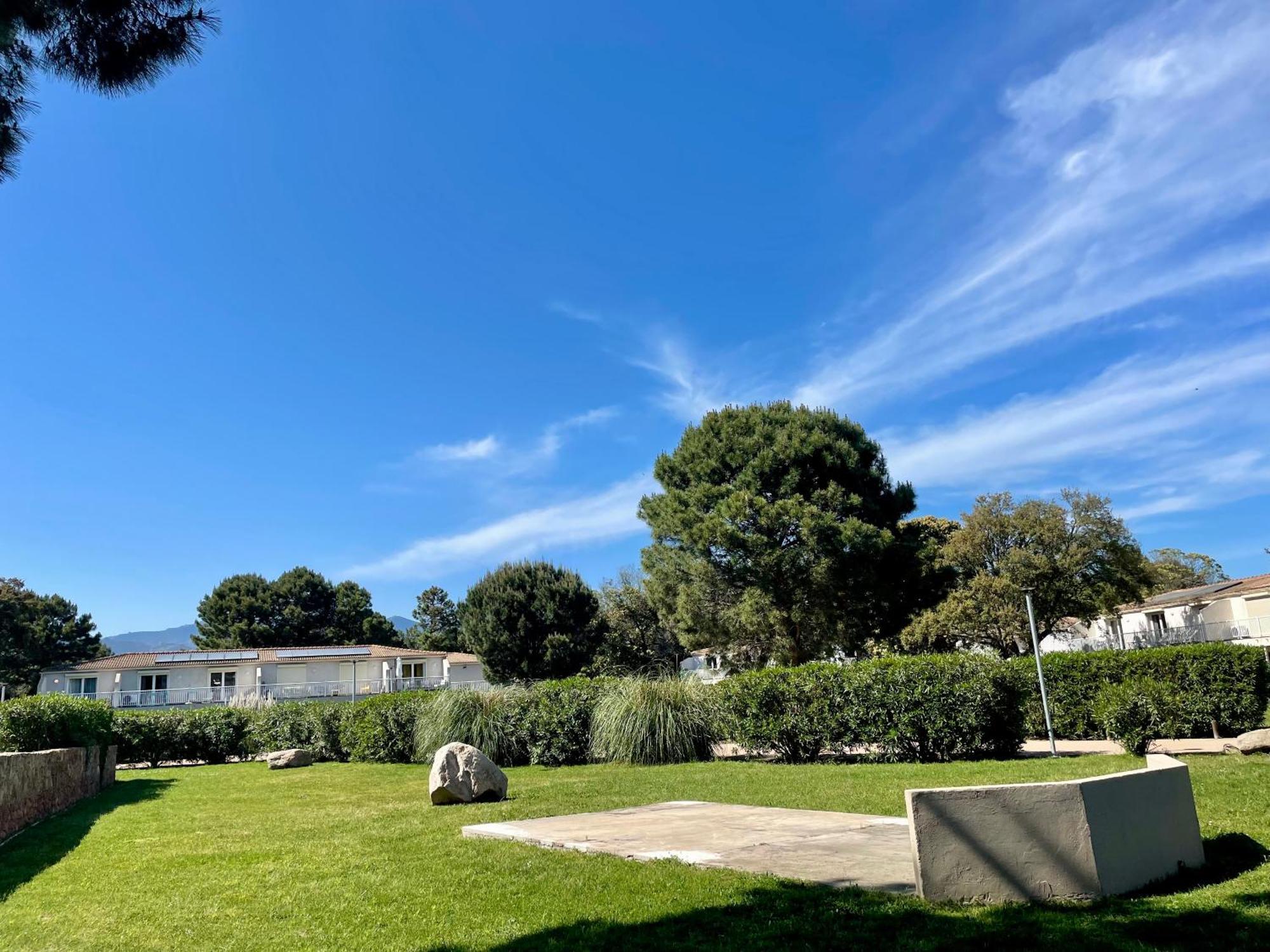 Cala Rossa By Sarai, Apt T2 4 Personnes, Dans Residence Hoteliere Avec Piscine Lecci Exterior foto